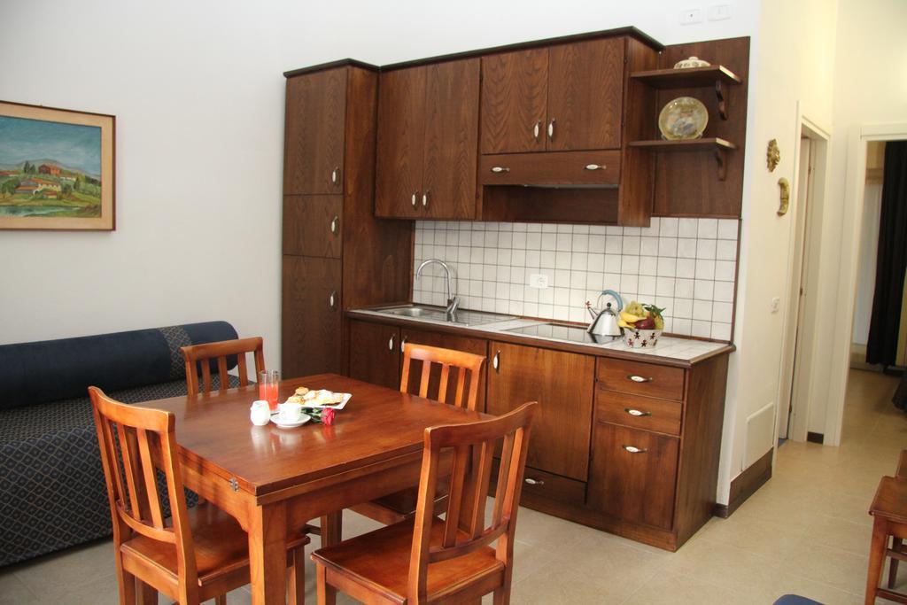 Residence I Due Pini Marina di Grosseto Δωμάτιο φωτογραφία