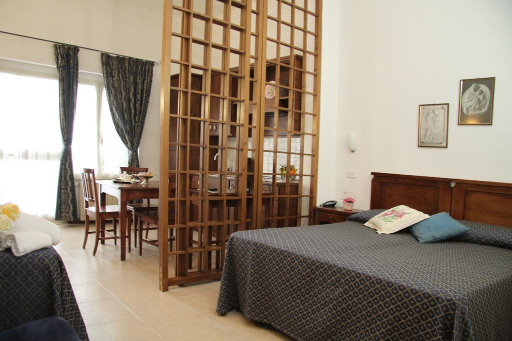 Residence I Due Pini Marina di Grosseto Εξωτερικό φωτογραφία