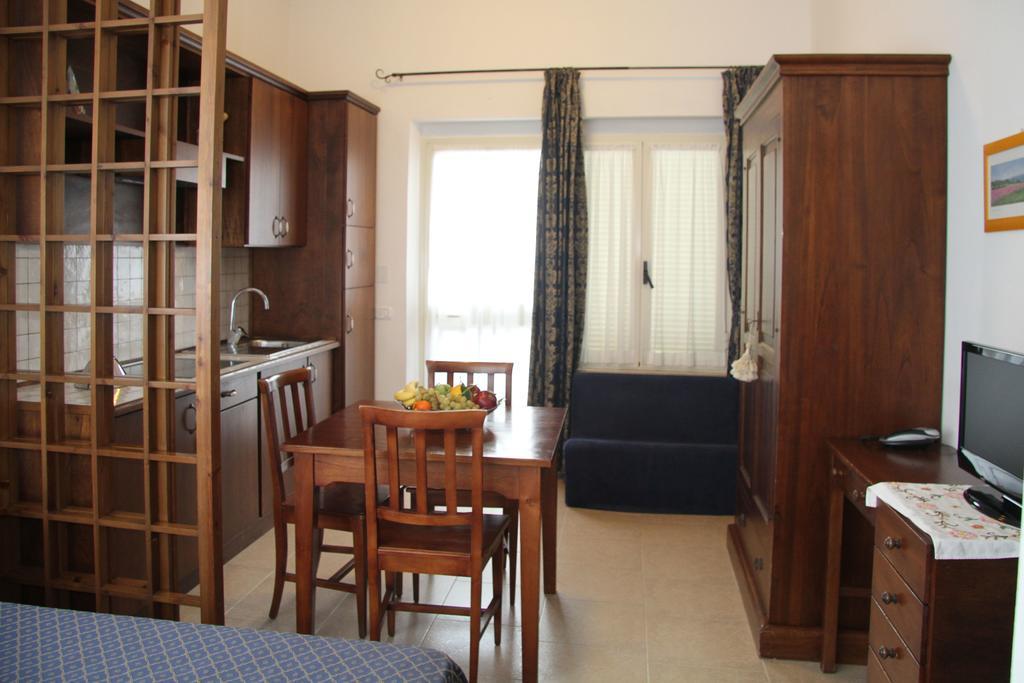 Residence I Due Pini Marina di Grosseto Εξωτερικό φωτογραφία